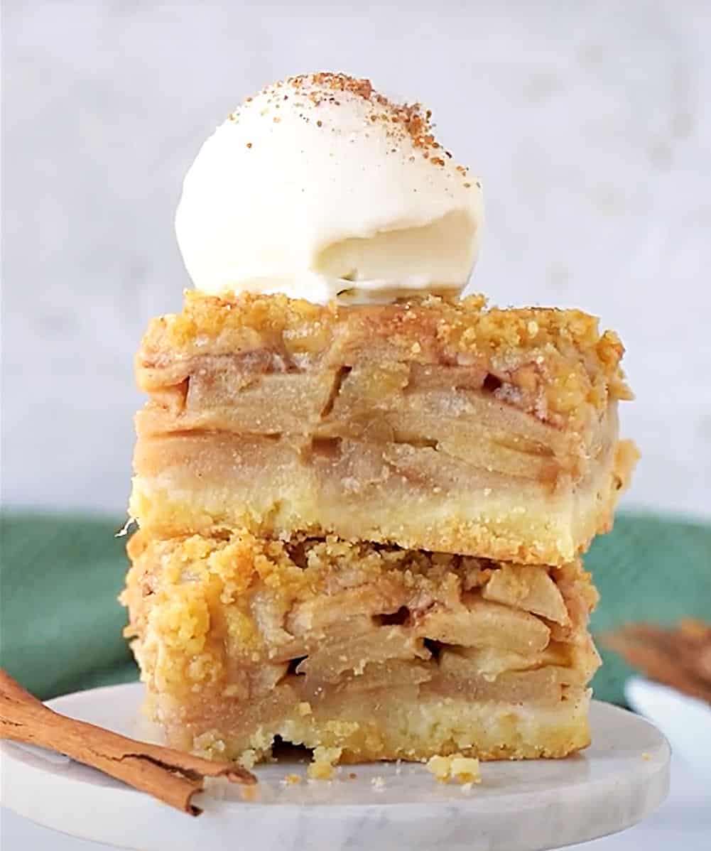 Apple Pie Bars (with crumb topping) - Vintage Kitchen Notes