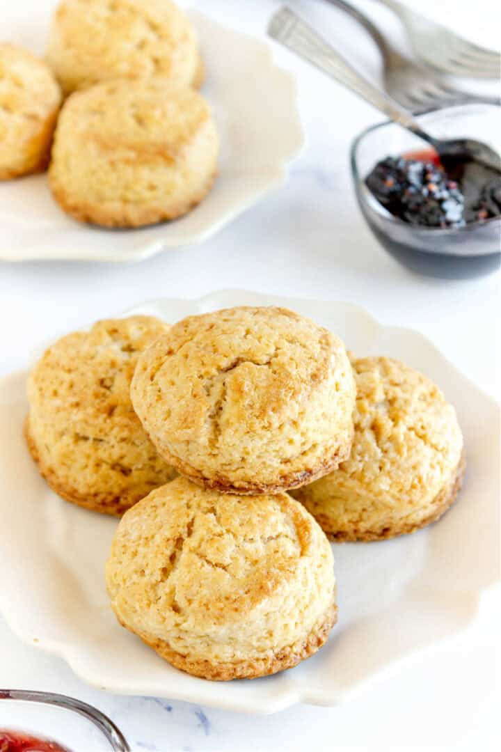 Mini Cream Scones - Vintage Kitchen Notes