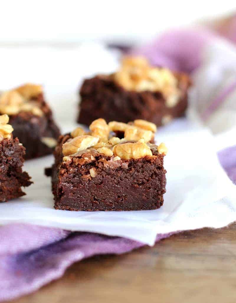 Extra Fudgy walnut brownies (easy recipe) - Vintage Kitchen Notes