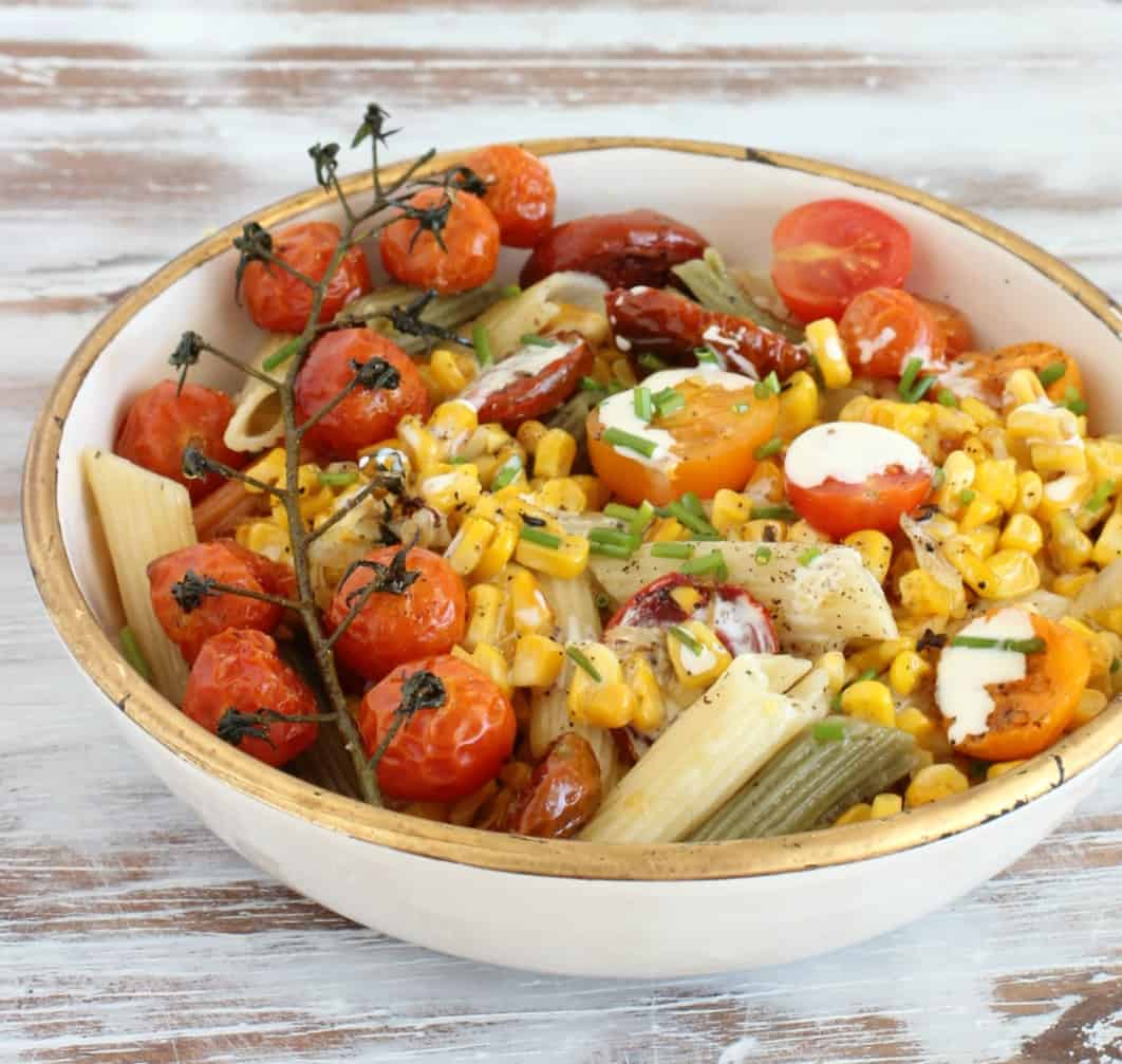 https://vintagekitchennotes.com/wp-content/uploads/2017/09/Roasted-Corn-Tomato-Pasta-Bowl.jpg