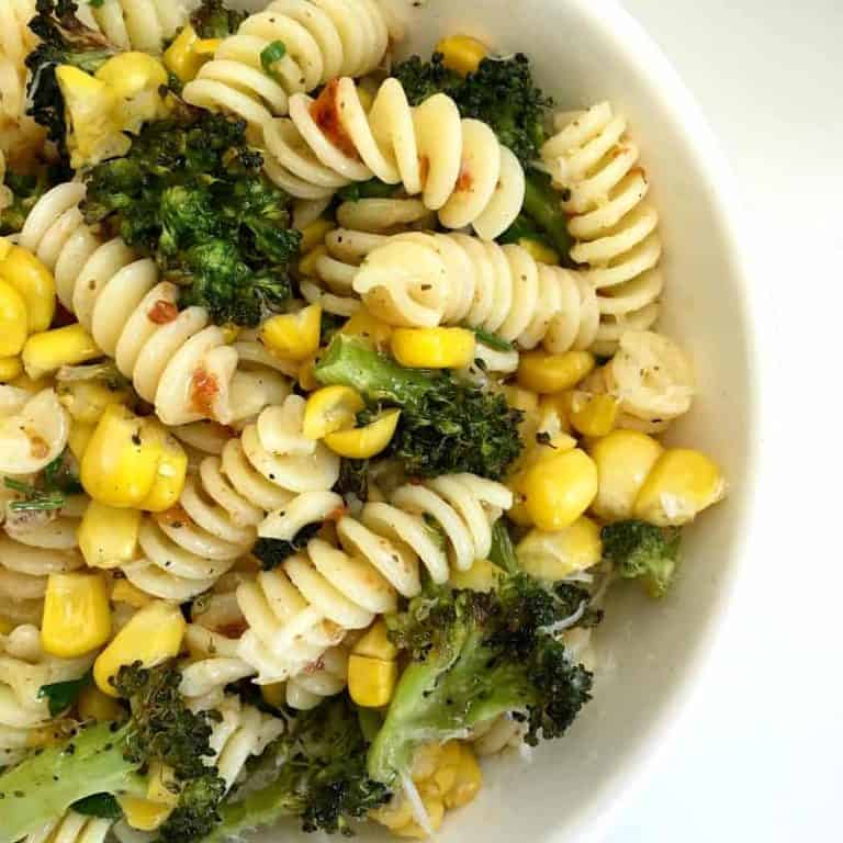 Broccoli and corn easy pasta bowl