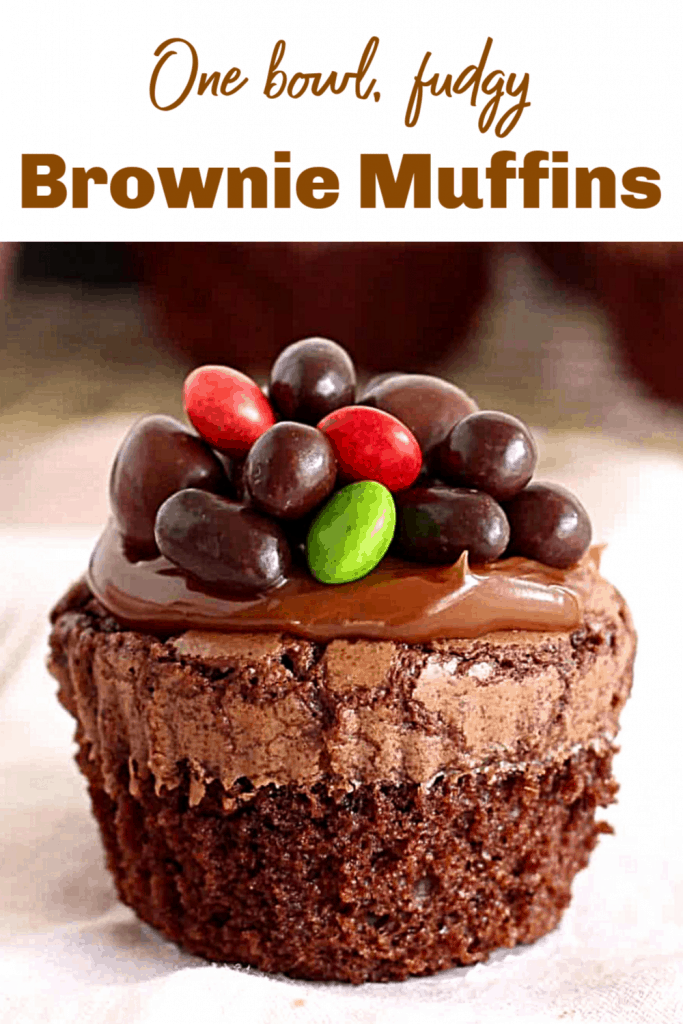 Brownie muffins with dulce de leche, pin with text