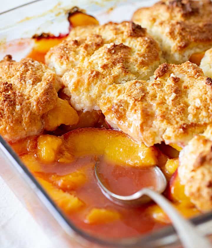 Old Fashioned Peach Cobbler - Vintage Kitchen Notes