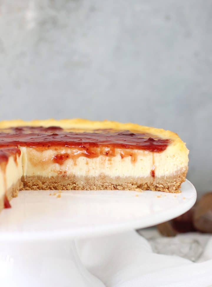 Sour Cream Cheesecake (just 7 ingredients!) Vintage Kitchen Notes