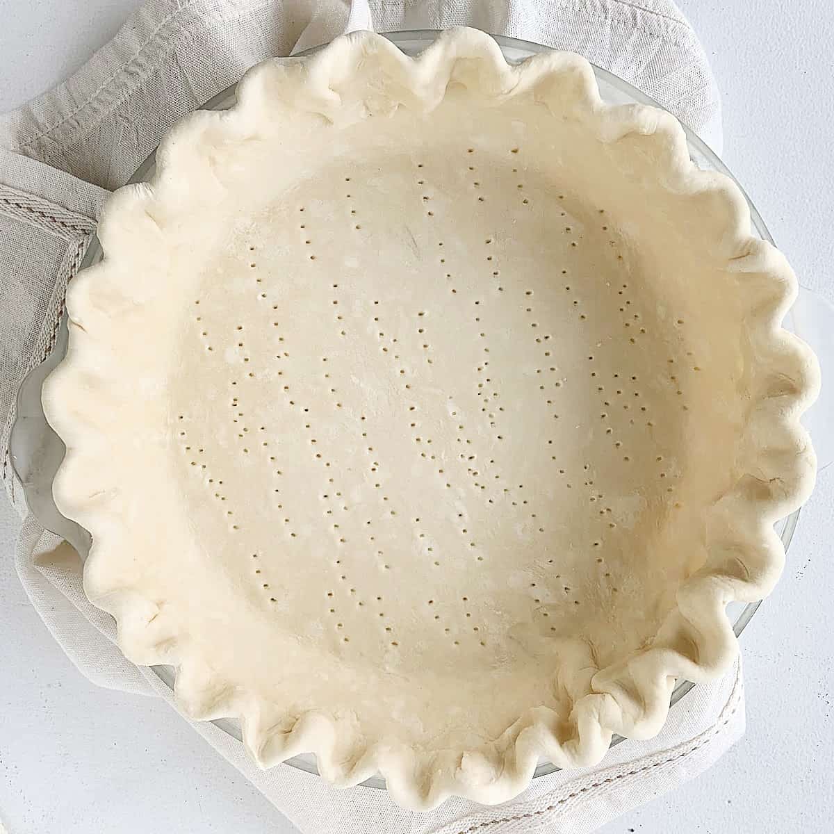 https://vintagekitchennotes.com/wp-content/uploads/2020/09/Flaky-pie-crust-category-1.jpg