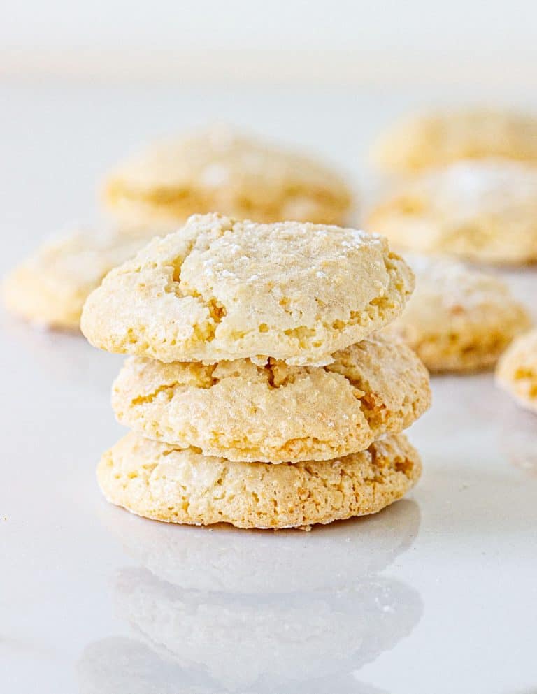 Italian Amaretti Cookies - Vintage Kitchen Notes