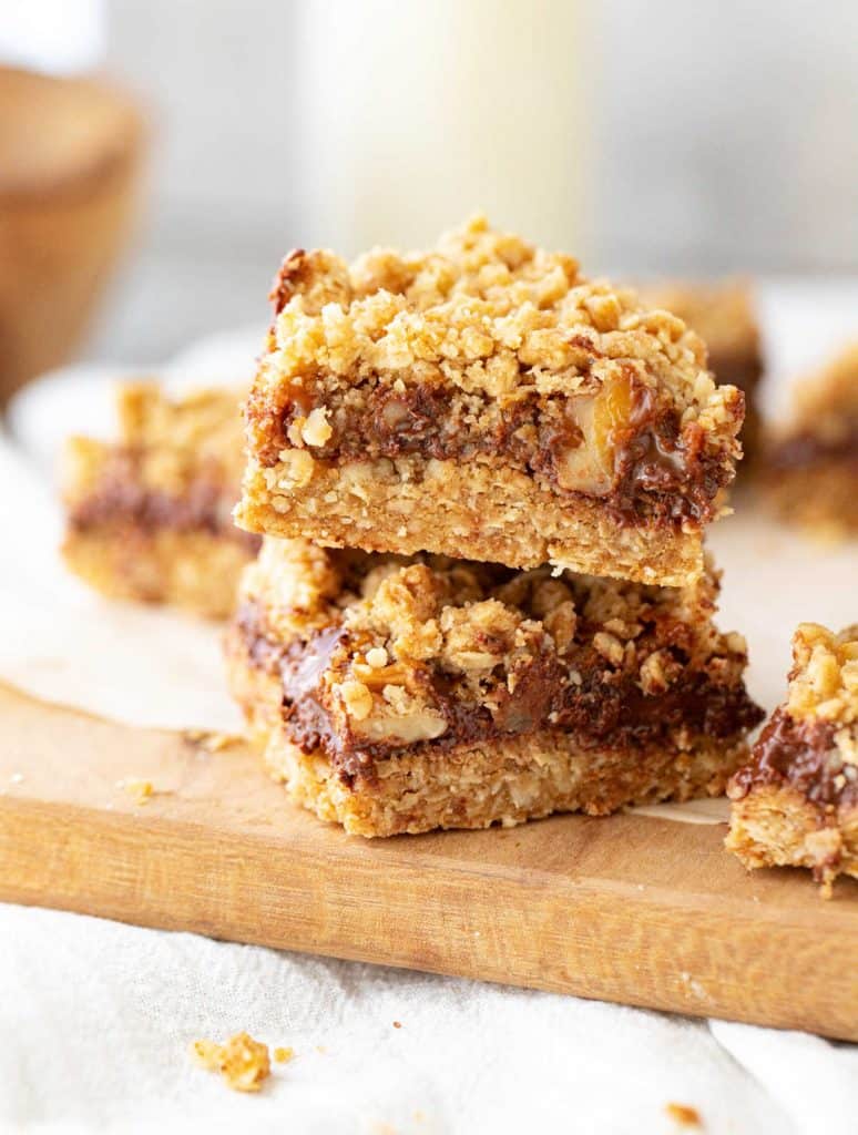 Carmelitas (Oatmeal Chocolate Caramel Bars) - Vintage Kitchen Notes