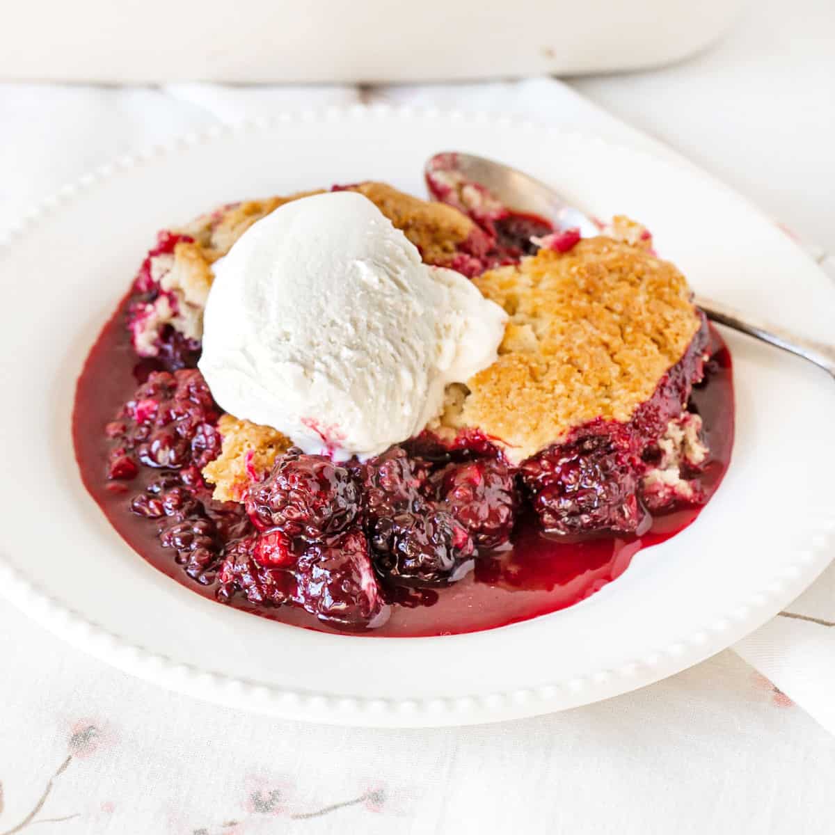 Blackberry Crisp Recipe - Vintage Kitchen Notes