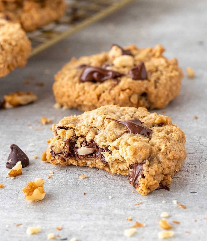 Walnut Chocolate Chip Oatmeal Cookies - Vintage Kitchen Notes