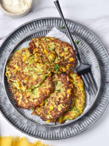 cropped-Zucchini-corn-fritters-top-view.jpeg