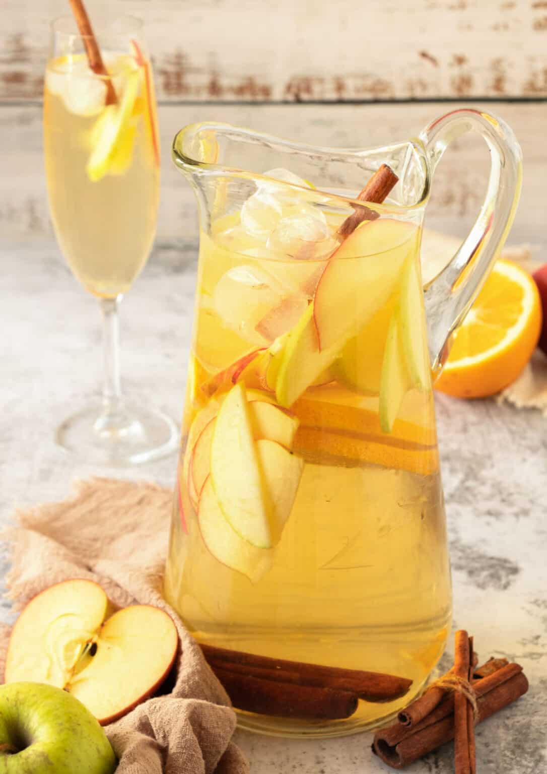 Apple Cider Sangria (15minute cocktail)