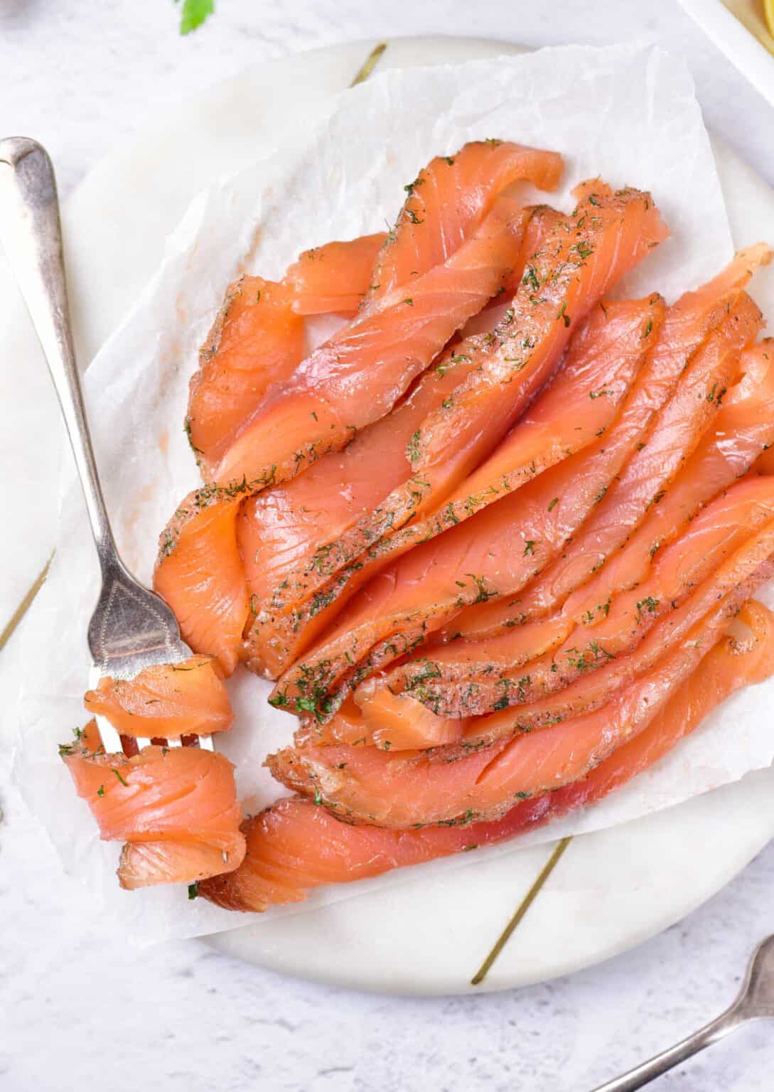 Gravlax Recipe (how to make cured salmon) Vintage Kitchen Notes